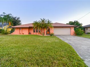 1924 SE 1st Ter, Cape Coral, FL 33990