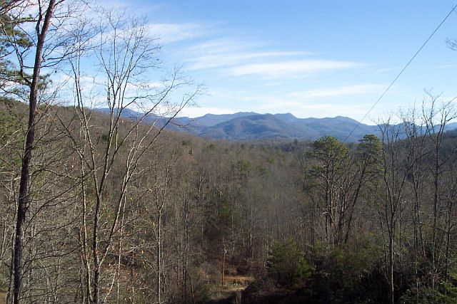 2nd image of 85 Trimont Lake Rd