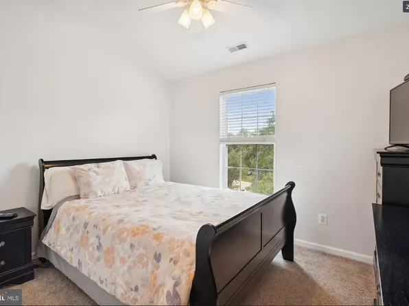 (undisclosed Address), Edgewater, MD 21037
