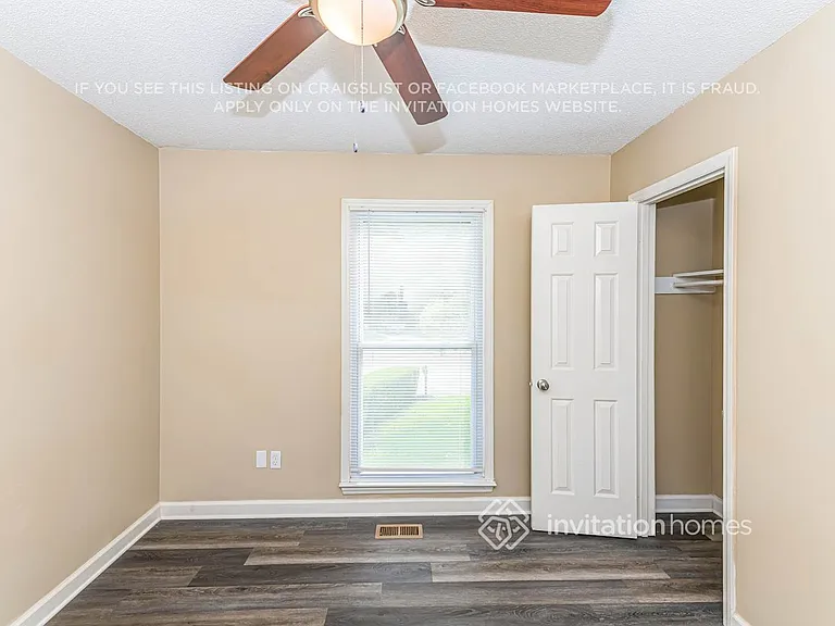 2704 Kempsford Pl — Photo 10