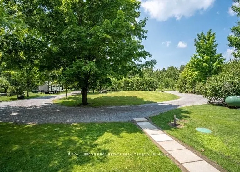 2365 Selwyn Bay Ln — Photo 39