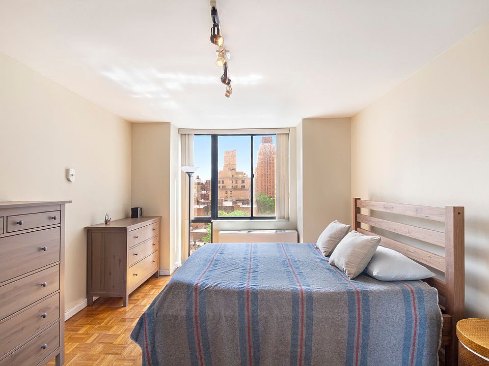 1st image of 255 E 49th St APT 11C