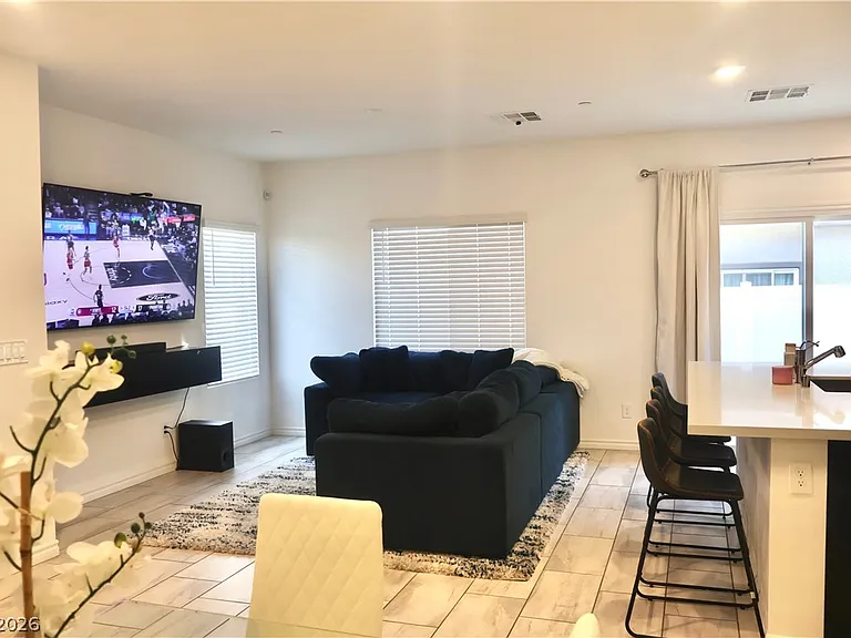 7214 N Decatur Blvd #5 — Photo 5
