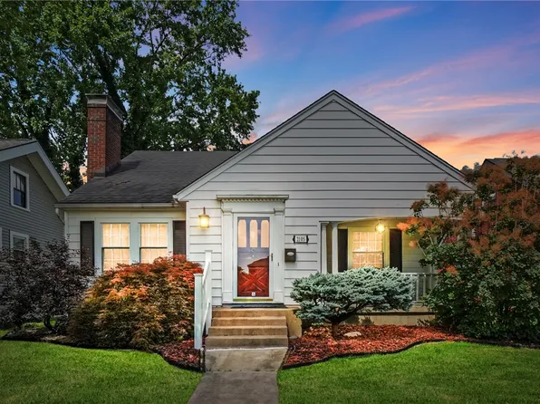 2105 Shroyer Rd, Oakwood, OH 45419