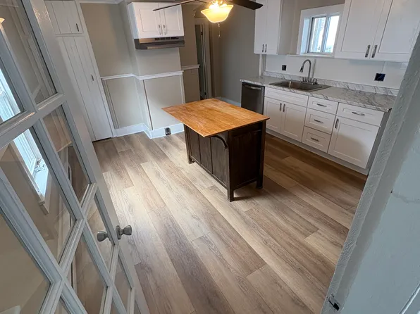 115 Front St, Exeter, NH 03833