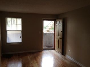 722 Barret Ave APT 1, Louisville, KY 40204