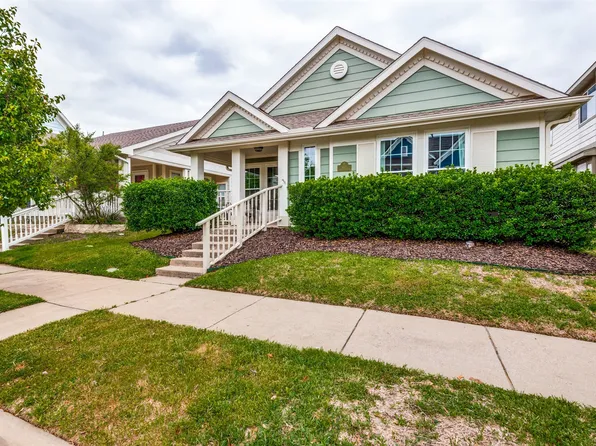 1612 Spanish Moss Way, Aubrey, TX 76227