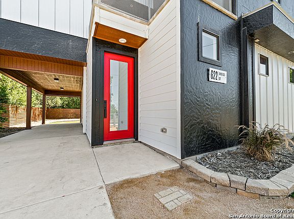 5th image of 622 Dreiss St