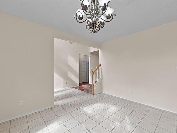 5th image of 3008 Misty Valley Dr