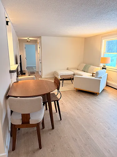 61 Lakeview Dr #61B Photo 1