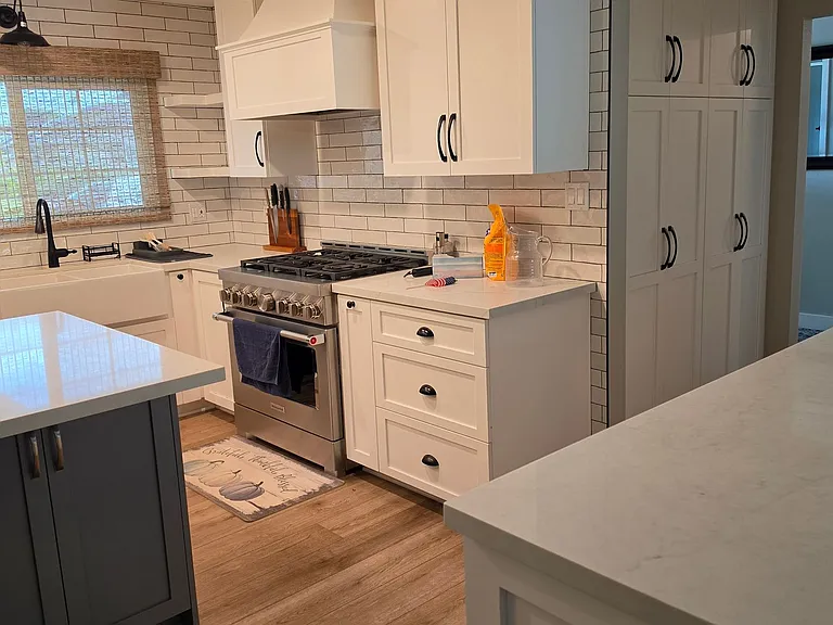 5552 Tammarisk Dr — Photo 8