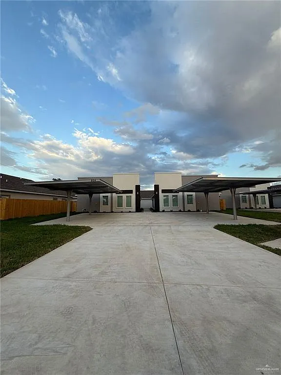 1 bed, 1.0 bath, 1000 sqft, $950 — Photo 2