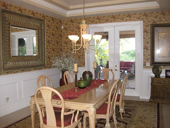 5th image of 7893 Saddlebrook Dr