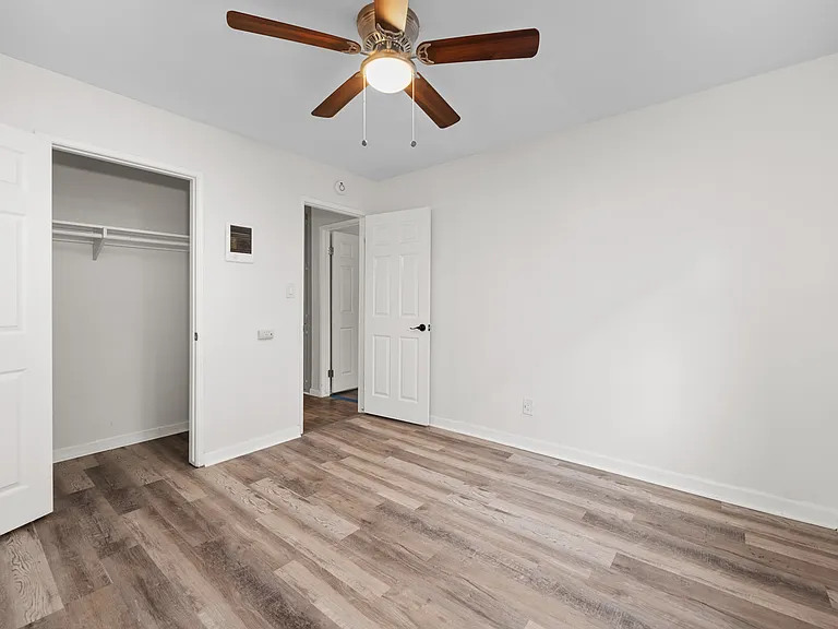 635 Emory St #5 — Photo 9