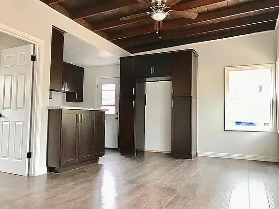 2022 N Brighton St — Photo 4