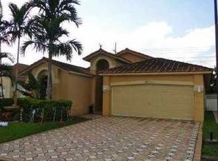 16710 NW 75th Ave, Hialeah, FL 33015