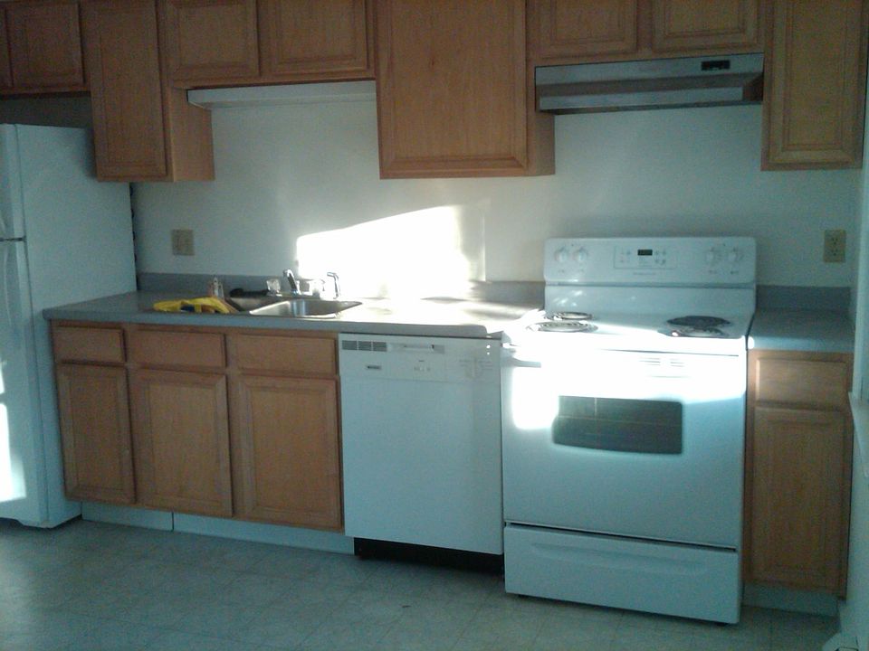 2nd image of 33A Fagan Ct