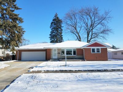 1175 Hewitt Dr, Des Plaines, IL, 60016