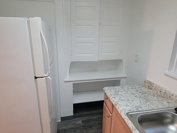 3rd image of 121 McKinley Ave #1