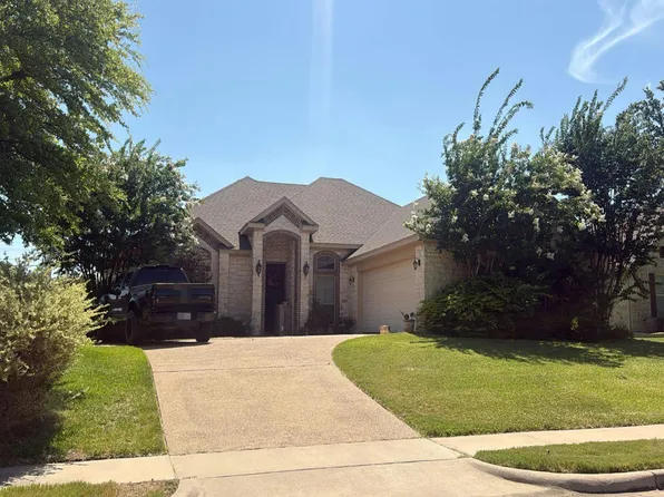1204 Chiswick High Dr, Woodway, TX 76712