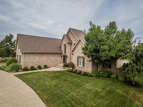 2nd image of 3212 Deer Pointe Pl