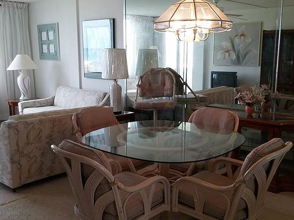 5th image of 1100 Tarpon Center Dr #2C