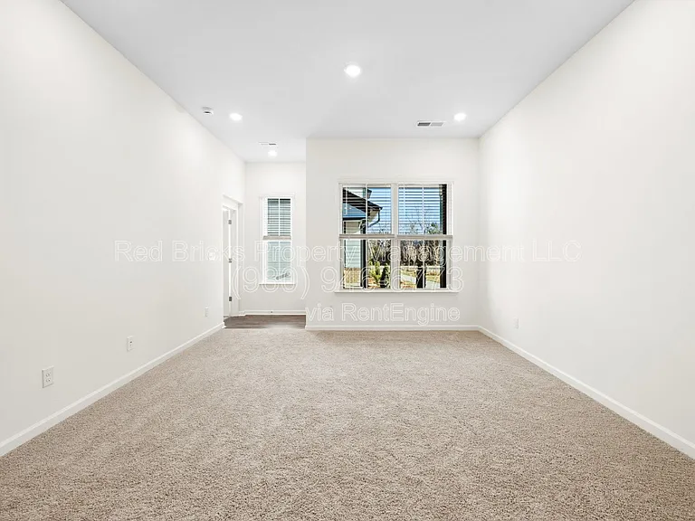 5720 Rivulet Way — Photo 9