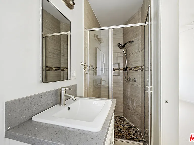 8401 Tuscany Ave #4 — Photo 17
