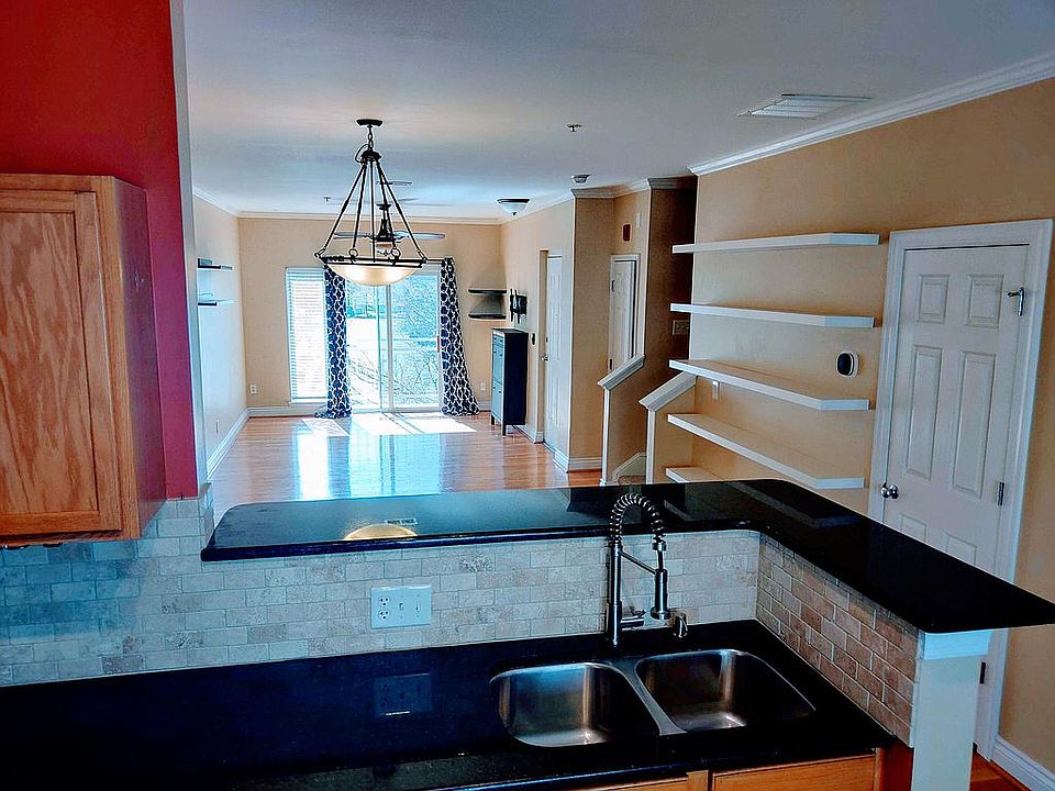 Open concept main floor