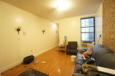 Rented by Rennit Inc.