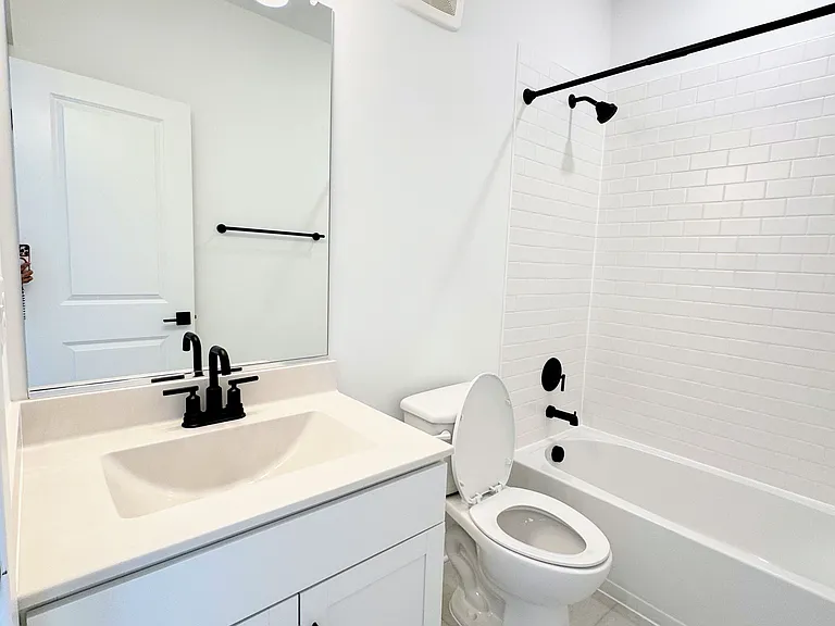 14928 Deco Cir — Photo 27