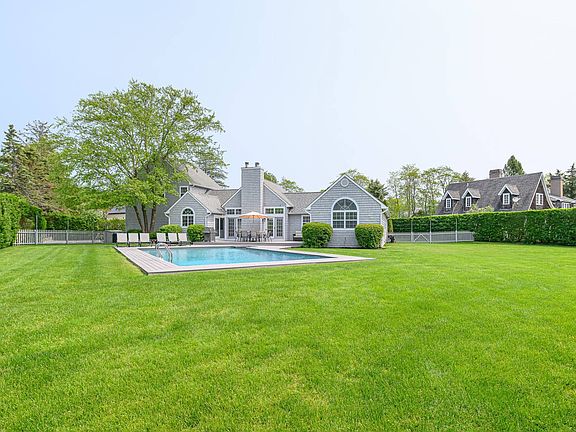5th image of 57 N Captains Neck Ln