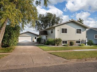 421 E Roosevelt Ave, Fall Creek, WI 54742