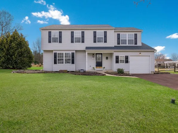 109 Parkside Dr, Dublin, PA 18917