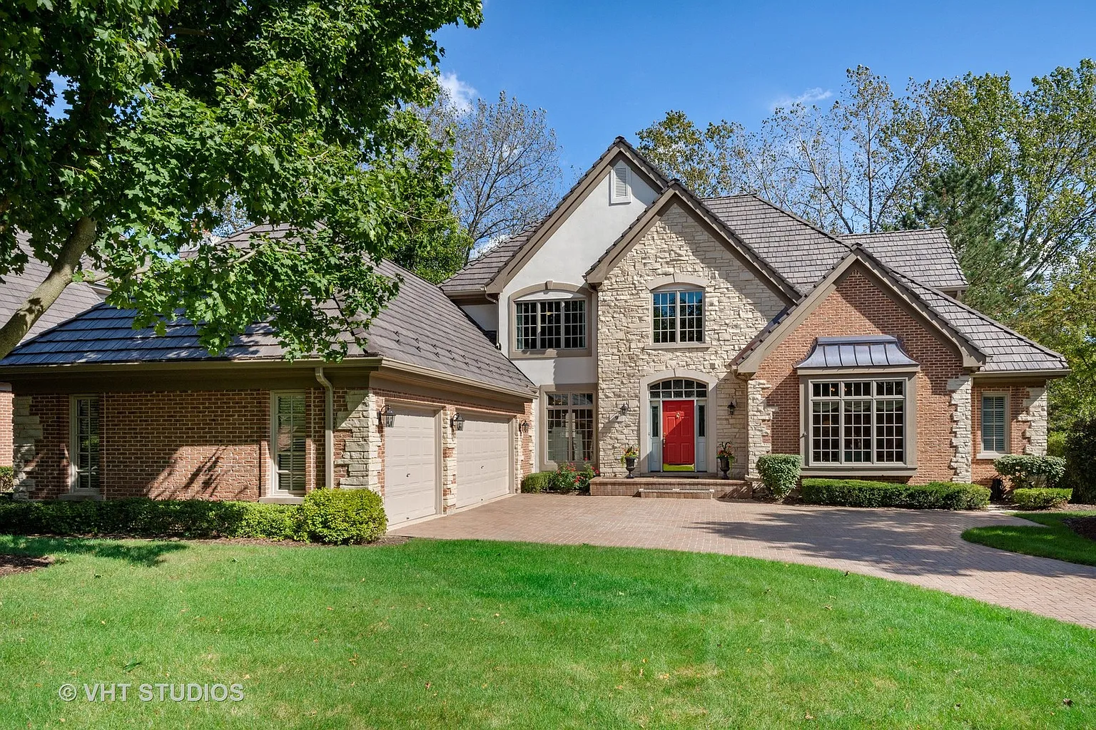 9 Lakeside Ln photo 1