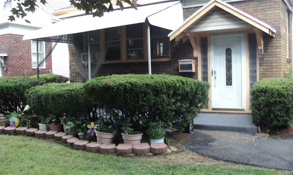 1st image of 91 Wright Ave