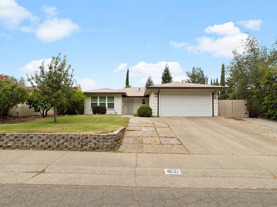2nd image of 4621 Ladera Way