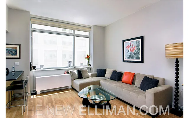 Sold by Douglas Elliman | media 4