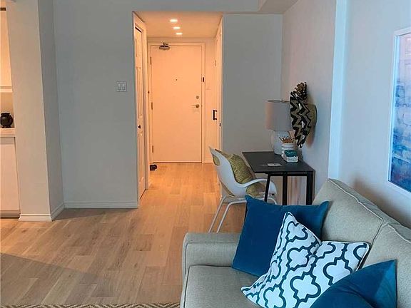 5th image of 77 Harbour Sq Unit 2403