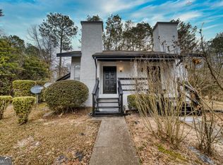 8518 Pineland Dr, Jonesboro, GA 30238