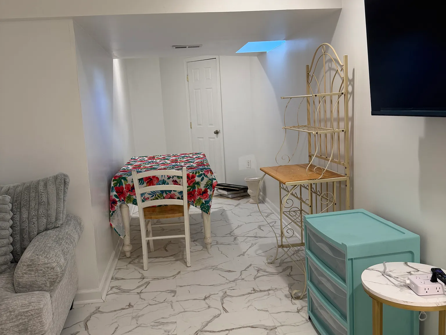2 bed, $1,600 — Photo 4