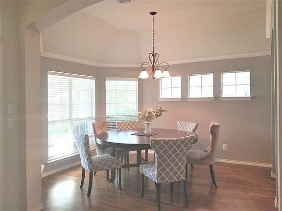 4th image of 4516 Kingsway Ln