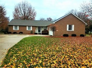 120 Ryan Rdg NE, Navarre, OH 44662