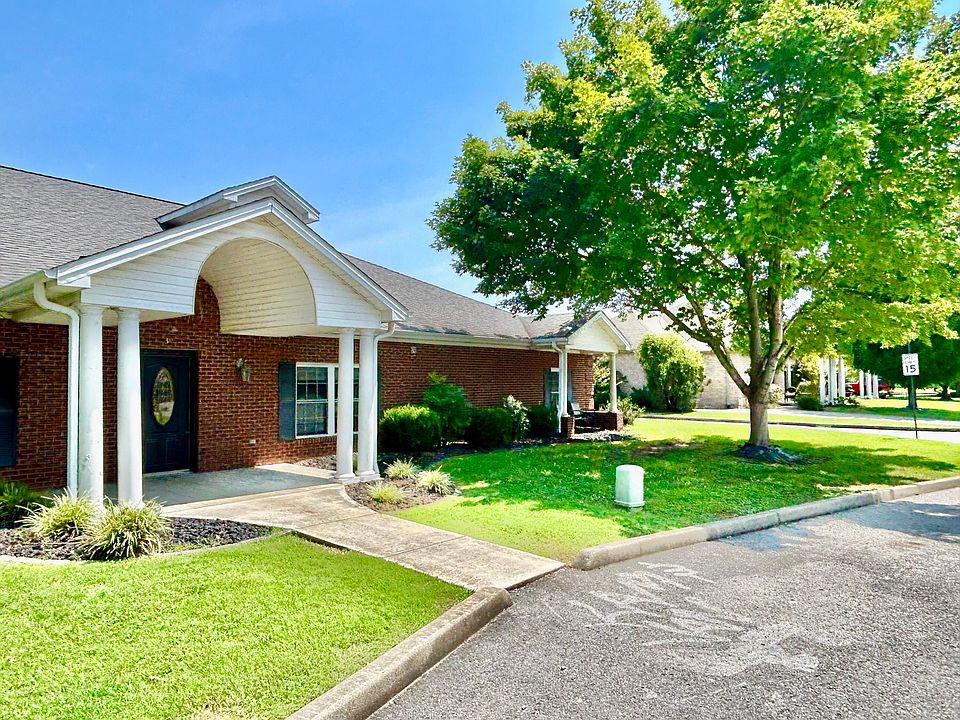 1st image of 30B Melrose Dr