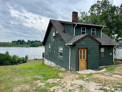 36 Lake St Photo 1