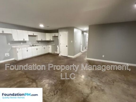 3rd image of 1273 Englewood St