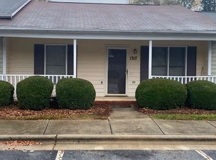1317 Bailey Cir, High Point, NC 27262