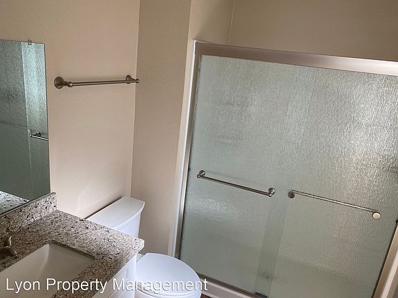 5th image of 125 College St #2