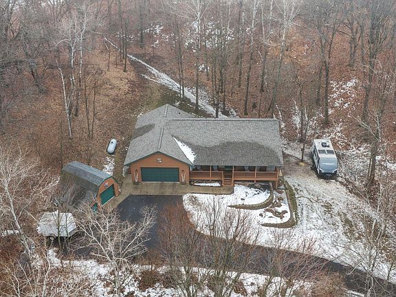 3rd image of 1012 Sunrise Rd