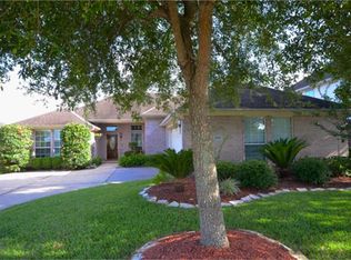 4026 Crystal Lake Cir N, Pearland, TX 77584